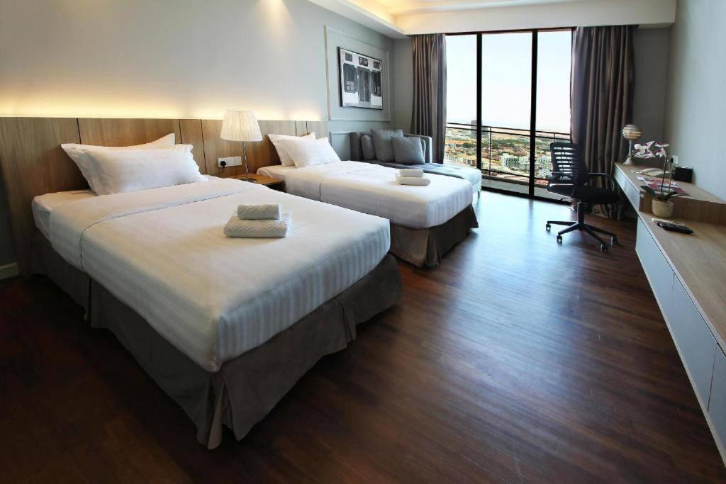 Shore Studio Rivercity View Malacca Esterno foto
